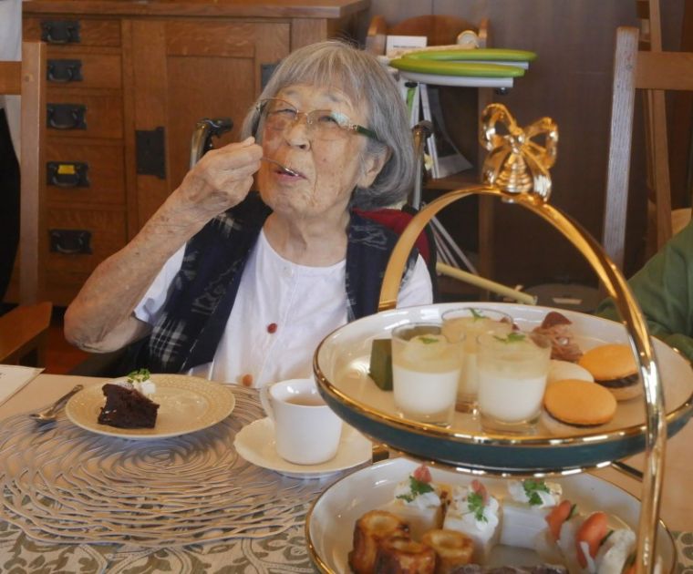 「おいし～」と満面の笑みです。